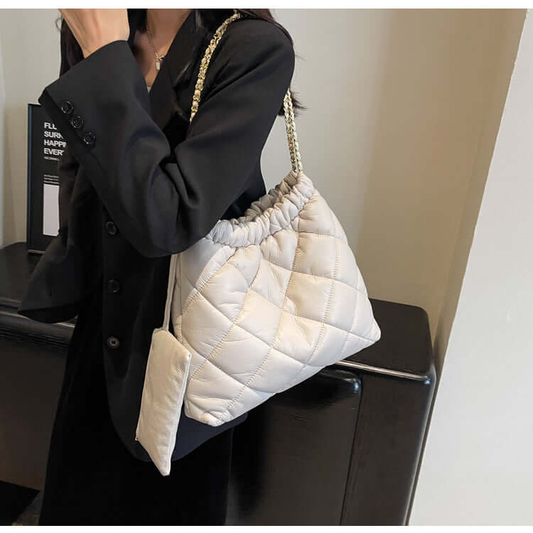 Women’s Bucket Bag showing interior compartments